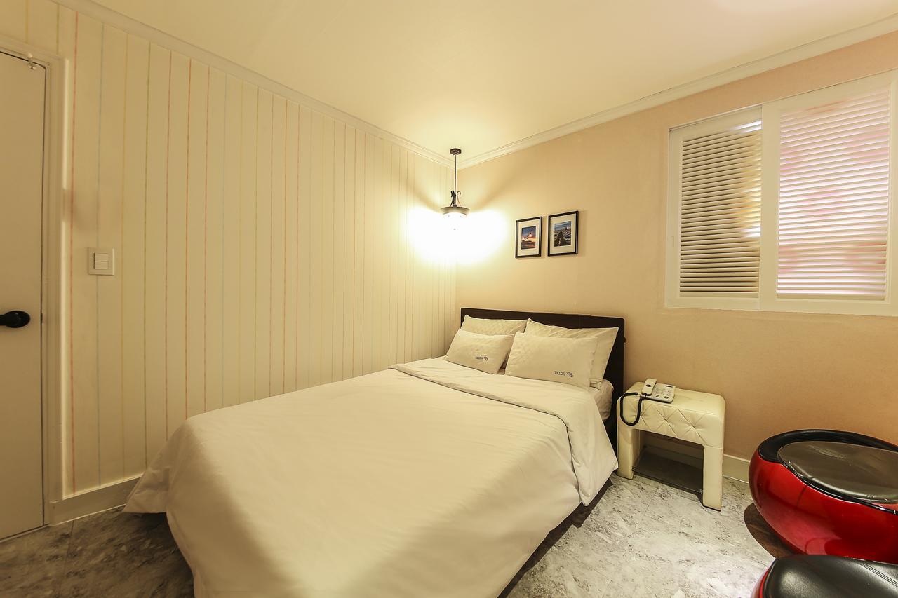 Hotel Goguma Shinchon Seul Zewnętrze zdjęcie