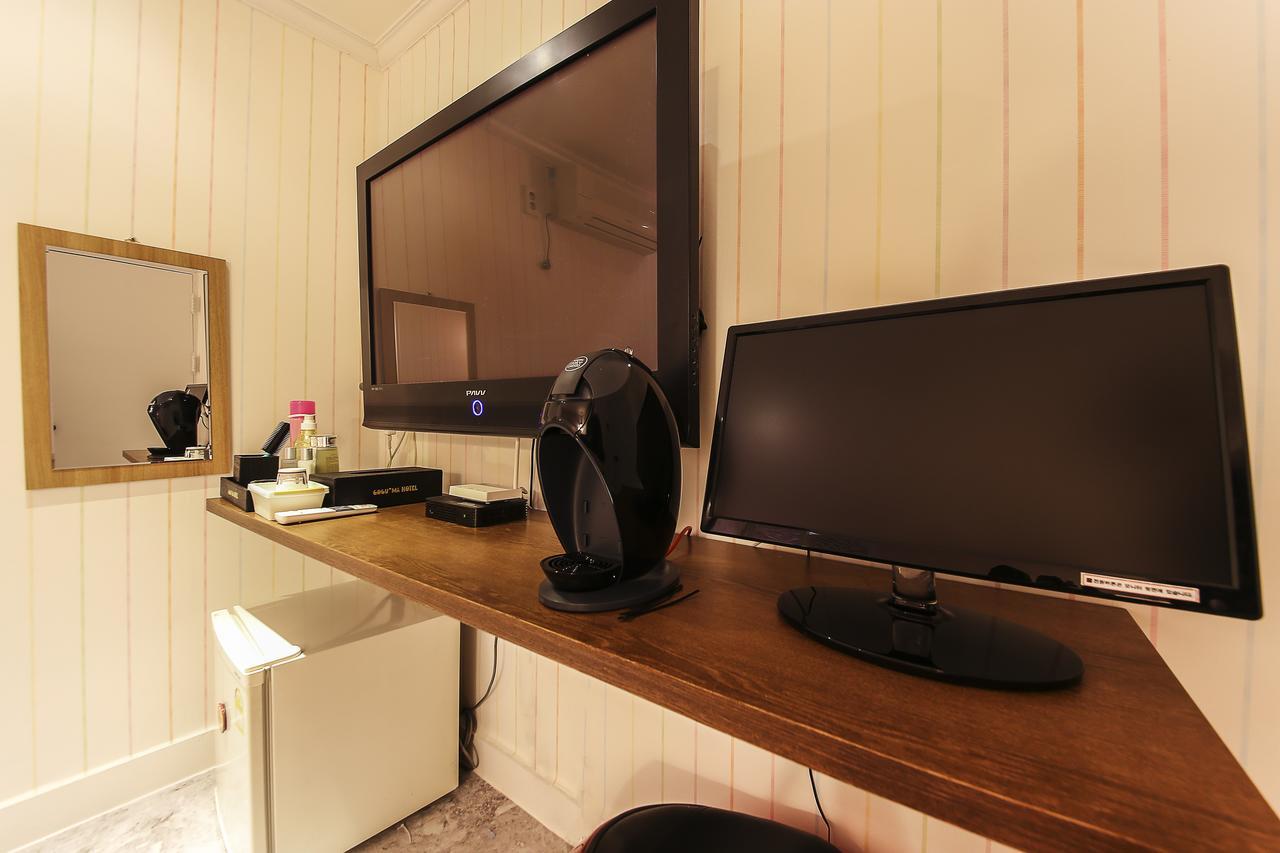 Hotel Goguma Shinchon Seul Zewnętrze zdjęcie