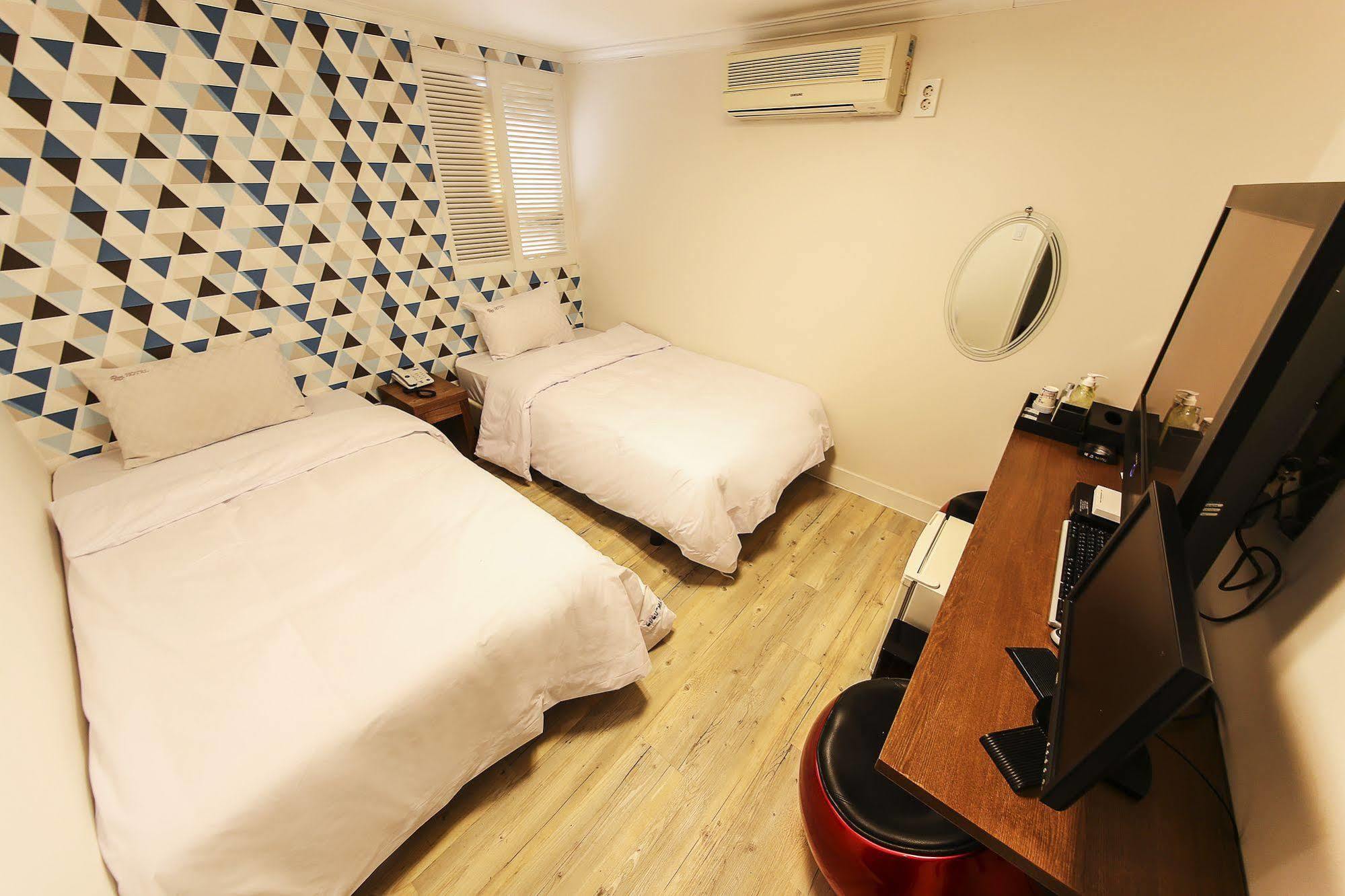 Hotel Goguma Shinchon Seul Zewnętrze zdjęcie