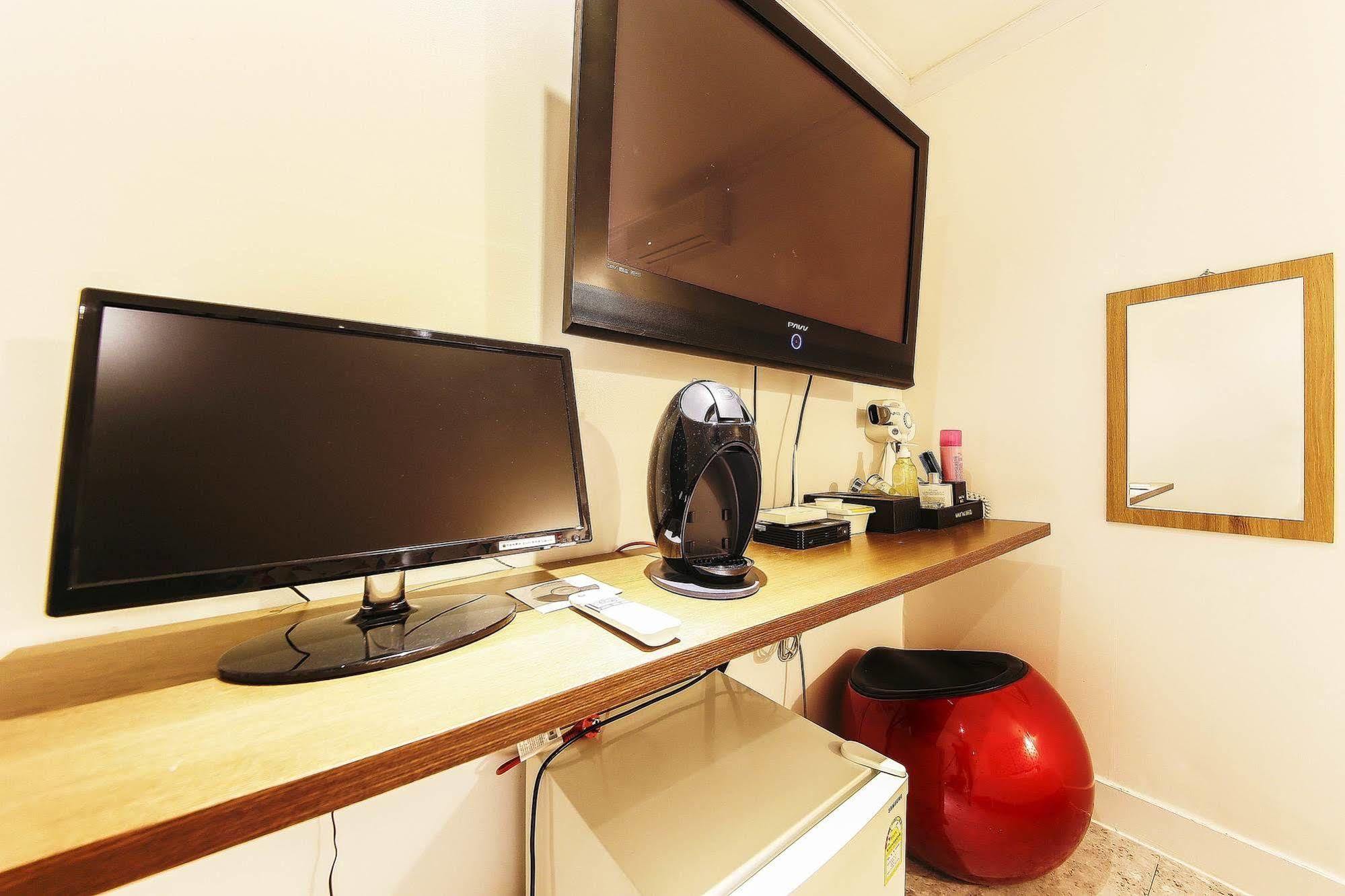Hotel Goguma Shinchon Seul Zewnętrze zdjęcie