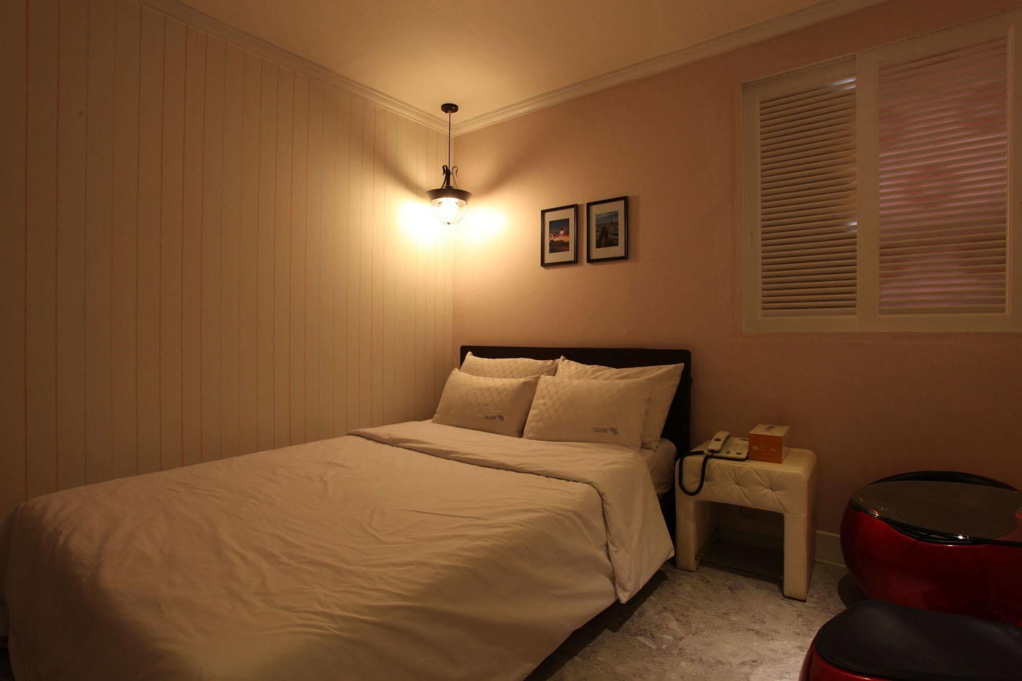 Hotel Goguma Shinchon Seul Zewnętrze zdjęcie